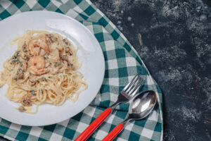 Creamy Garlic Seafood Pasta
